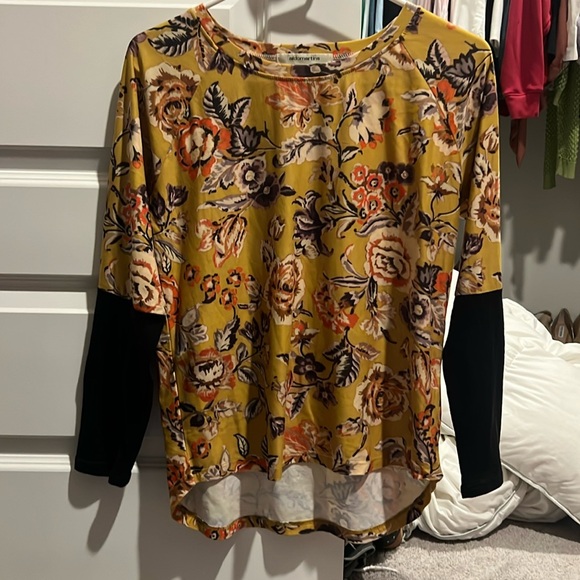 Floral Long Sleeve Shirt - Picture 1 of 2